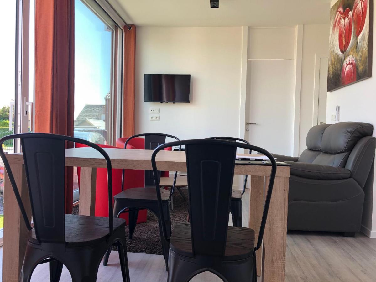 New Dahlia Hotel Бредене Екстериор снимка